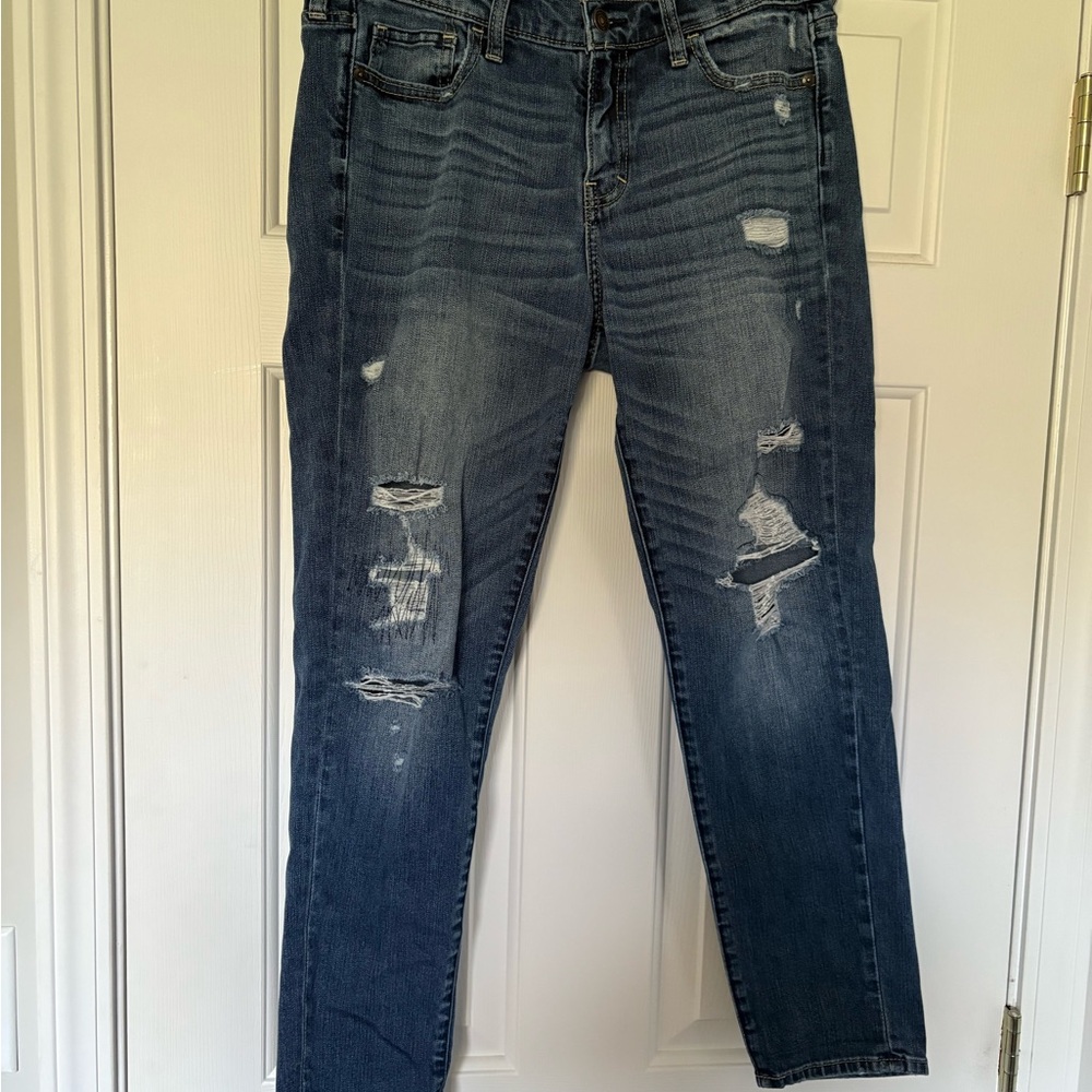 Abercrombie & Fitch Skinny Jeans Distressed Style
